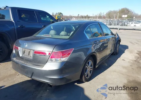 2011 Honda Accord 2.4 Lx-P из США, поврежденный, VIN 1HGCP2F46BA003479